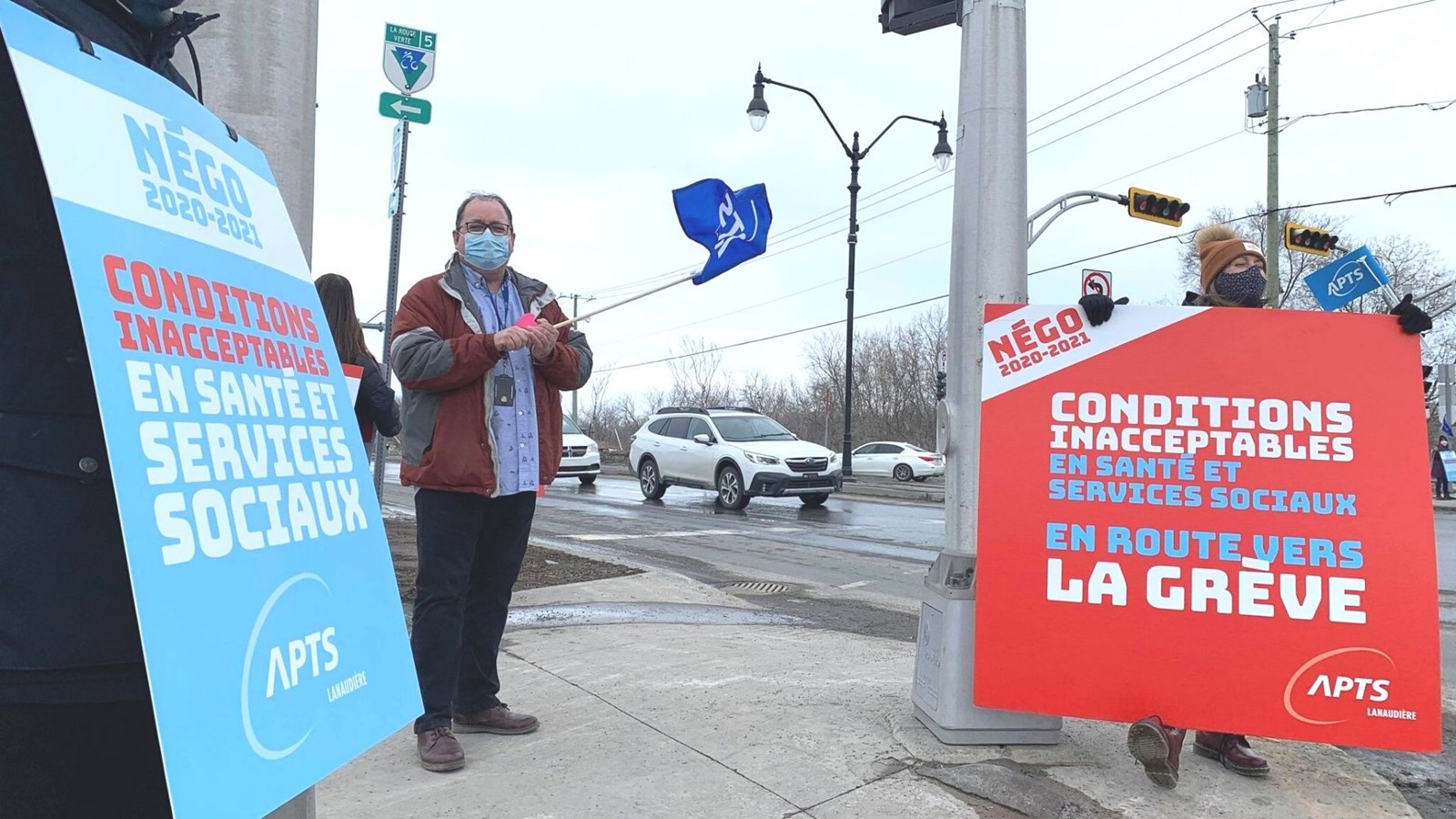 En route vers la grève : l’APTS manifeste à L’Assomption