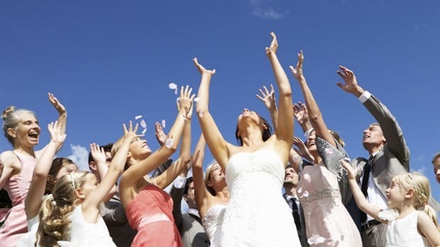 Une diminution de moitié du nombre de mariages associée au contexte sanitaire