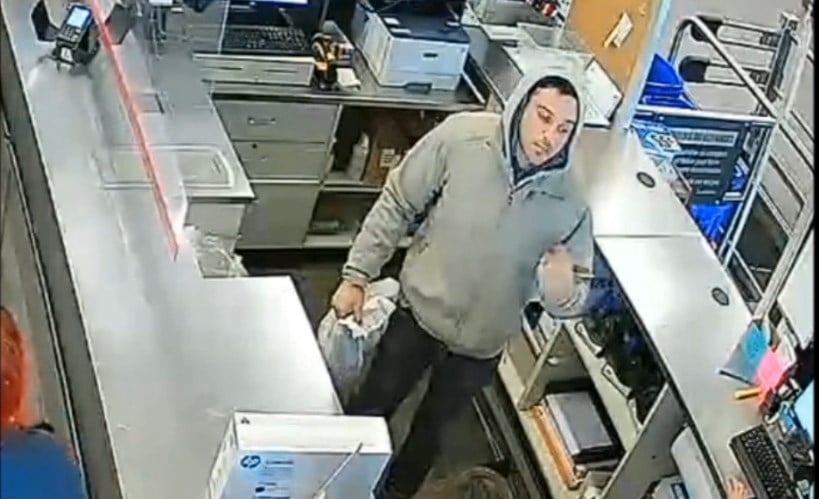 La policer de Trois-Rivières veut identifier ce suspect.