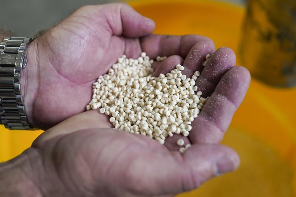 Les bioplastiques attirent des milliards de dollars en investissements