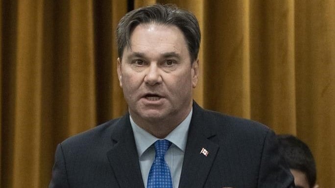 L'industrie des pesticides a trop d'emprise sur Santé Canada, dit le NPD