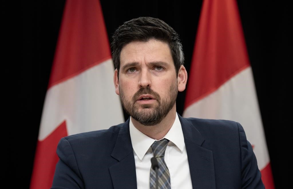 Ottawa offrira des prêts à faible taux pour construire des logements étudiants