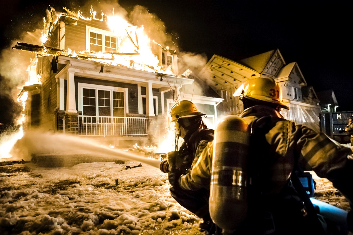 Les pompiers de Mont-Saint-Hilaire, de Beloeil, de McMasterville, d'Otterburn Park et de Saint-Basile-le-Grand sont intervenus.