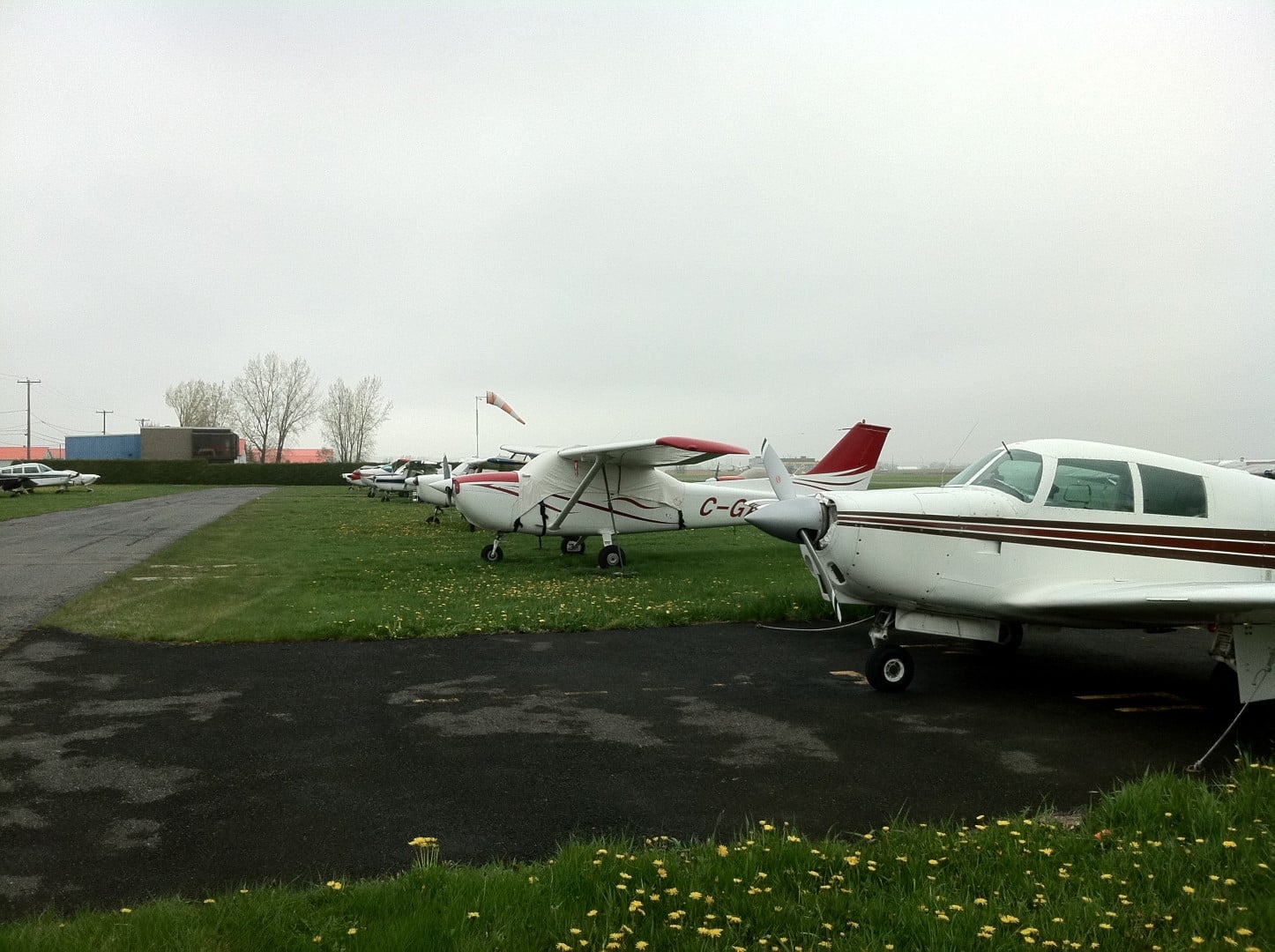 Le petit avion qui a décollé de l'aéroport de Saint-Mathieu-de-Beloeil (photo) était porté disparu depuis le 7 mai dernier.