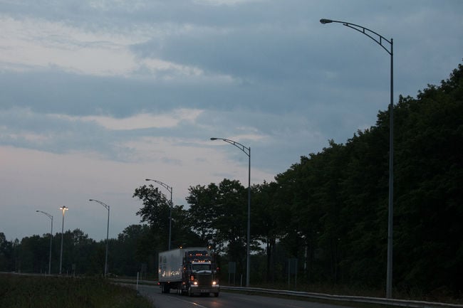Ce sont des vols de fils de cuivre qui sont à l’origine de la défectuosité de 60 % du parc de lampadaires situé sur l’échangeur de l’autoroute 50 entre l’autoroute 15 et la route 117.