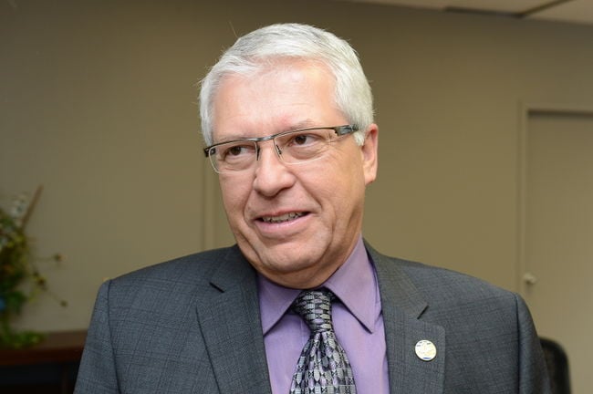 Charte: Daniel Ratthé se situe entre le PQ et la CAQ