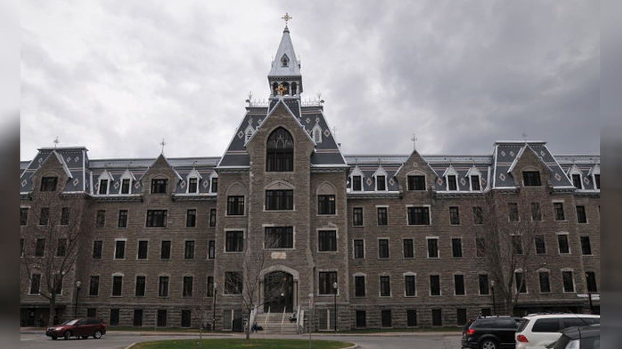Les coupes budgétaires compromettent le Collège Lionel-Groulx d'atteindre ses objectifs selon le CA