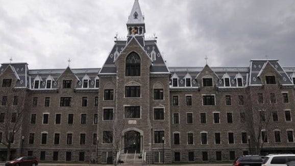 Un retour progressif des étudiants au Cégep et à l'université à partir de lundi