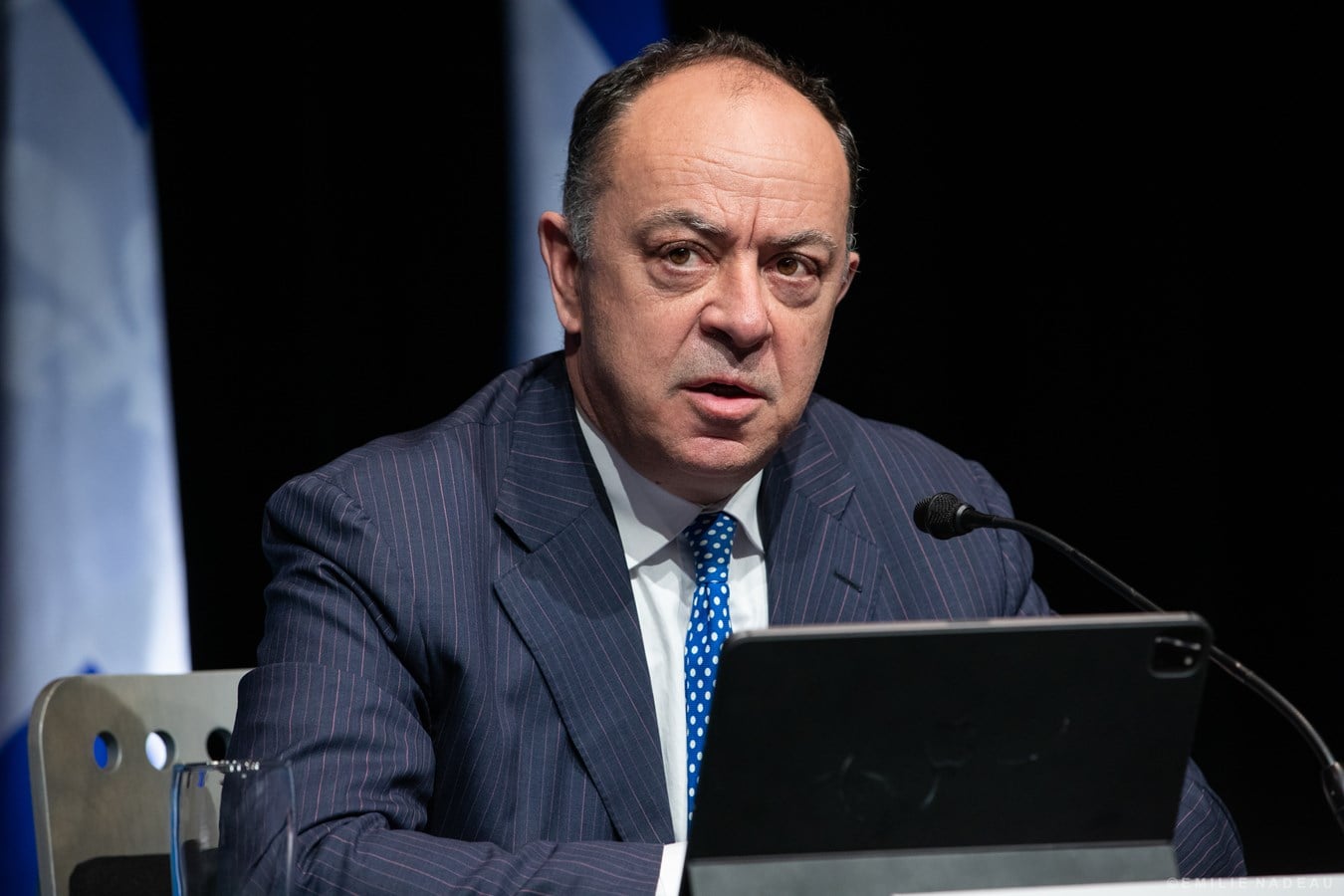 La vaccination va très bien au Québec, évalue le ministre Dubé