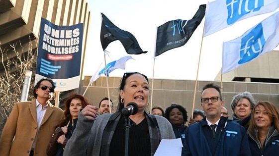 La FIQ déplore que Christian Dubé brandisse les IPS comme «substituts des médecins»