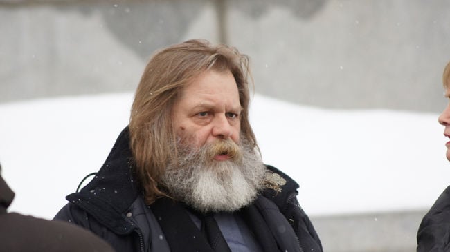 <p>La portée de la Loi sur les droits d'auteur a été débattue, le mercredi 13 février 2013, devant la Cour suprême du Canada dans la cause pour contrefaçon opposant le créateur de «Robinson Curiosité», Claude Robinson, aux maisons de production Cinar et France Animation, et leur série télévisée d'animation «Robinson Sucroë».</p><p>CHARLES-ANTOINE GAGNON/AGENCE QMI