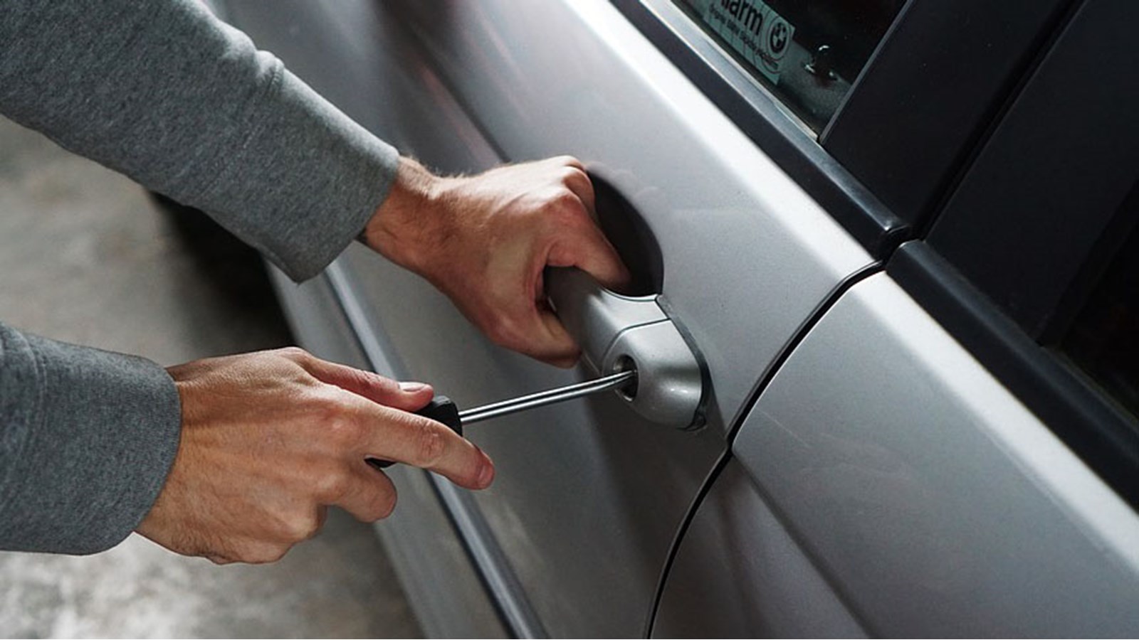 La SQ vous conseille pour éviter de vous faire voler votre voiture 
