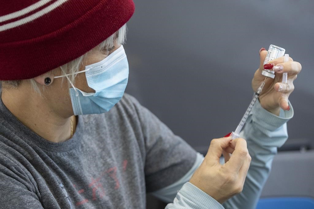 Le Canada achète des millions de doses additionnelles du vaccin bivalent de Moderna