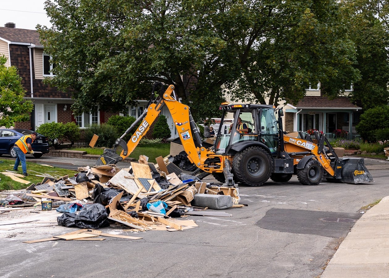 Tempête Debby : bientôt la moitié des rues lavalloises nettoyées