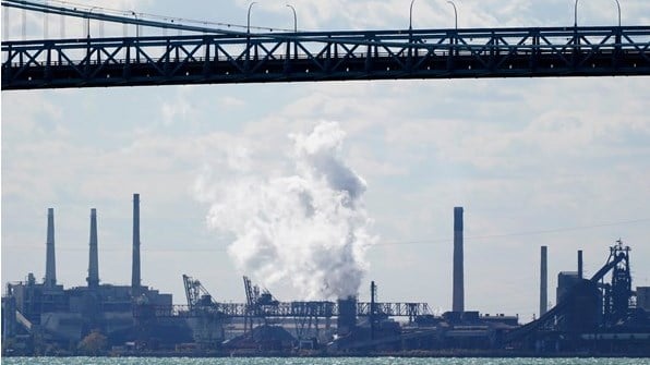 Qualité de l'air: les décisions de Trump risquent d'affecter la santé des Canadiens