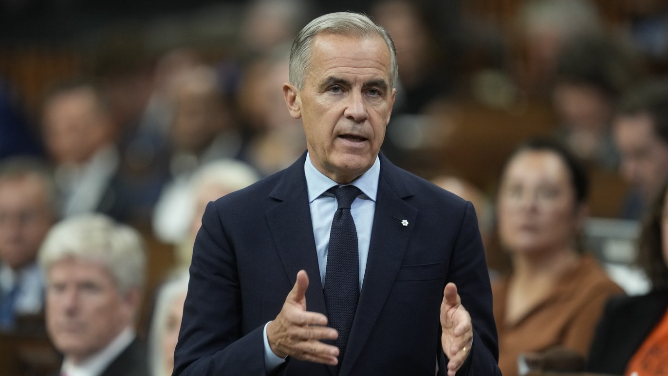 Mark Carney suggère que son projet de loi n'abaisse pas les normes environnementales
