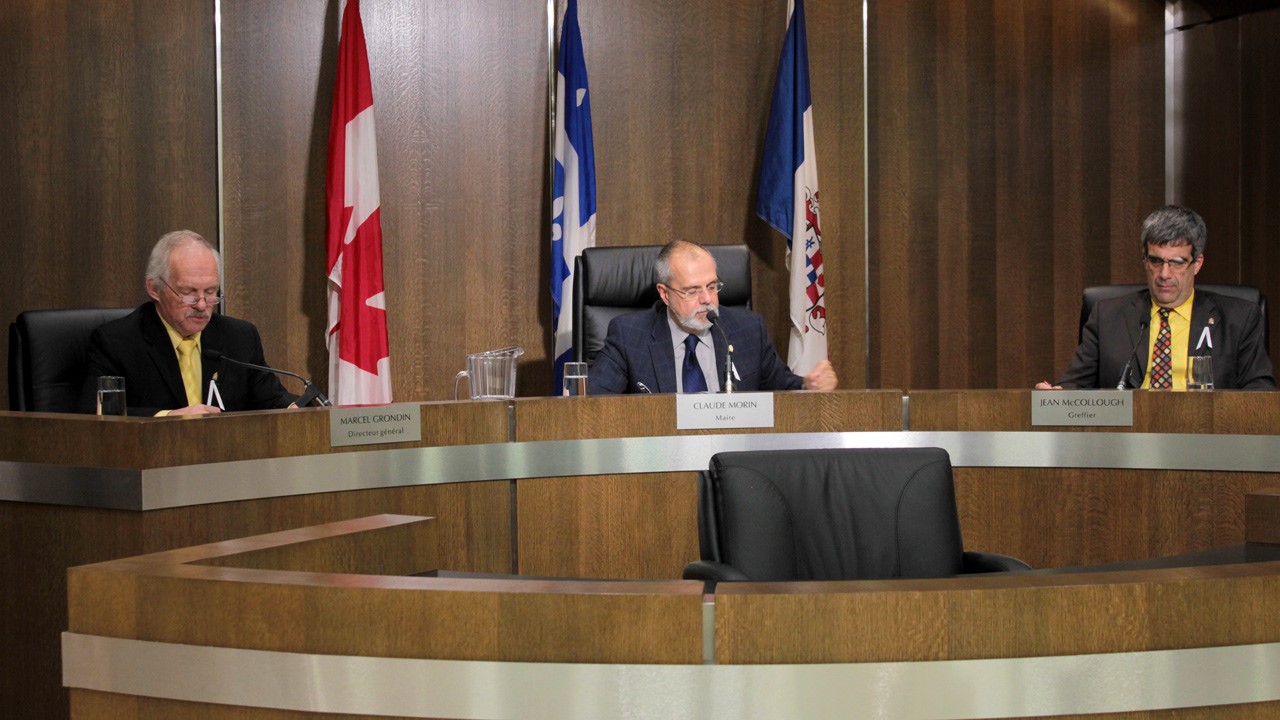 Lors de la dernière séance municipale, Claude Morin a présenté les orientations générales du budget 2014 pour Ville Saint-Georges ainsi que le plan triennal d’immobilisations pour 2014-2016.