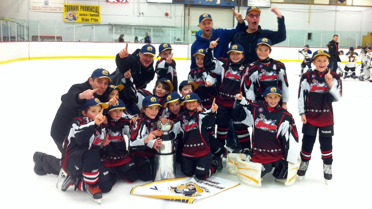 Le Garaga de Saint-Georges Novice A2 champion à Shawinigan.