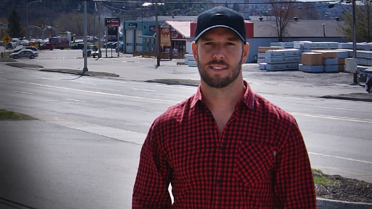 Kévin Cloutier au sommet du podium hebdomadaire de la LNAH