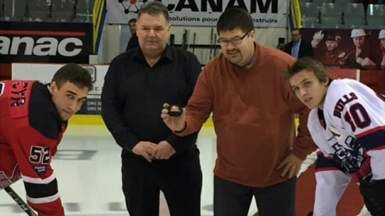 Junior AA : le match entre le Cléri sport et les Bulls permet d'amasser 710 $ pour Alphare
