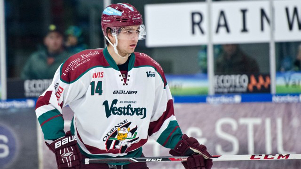 Nikita Kolesnikovs, un défenseur de 23 ans et 225 livres fera ses débuts dans la Ligue nord-américaine de hockey.