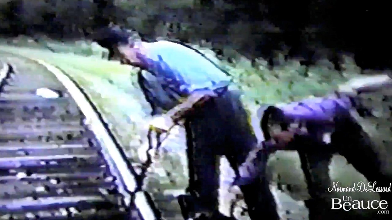 Dans cette capsule d'Hier à aujourd'hui, Normand DeLessard présente des images du train de Saint-Évariste au début des années 1960.