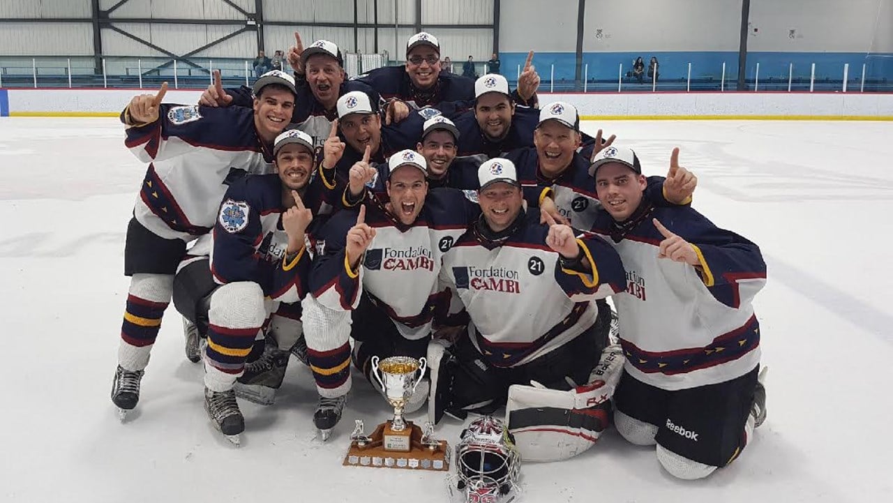 CAMBI remporte le tournoi de hockey des paramédics pour la première fois en dix ans