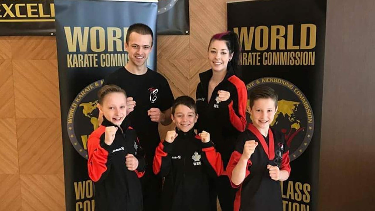 Cinq karatékas des Studios Unis au Championnat mondial de la WKC