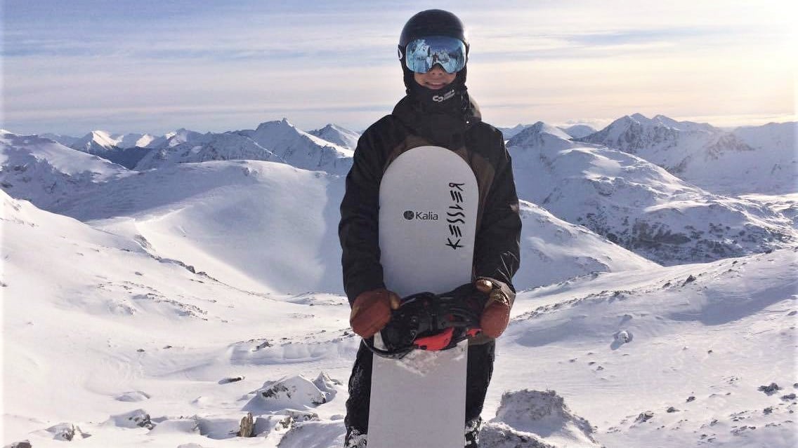 Éliot Grondin représentera le pays à la Coupe du monde de snowboard cross en Argentine