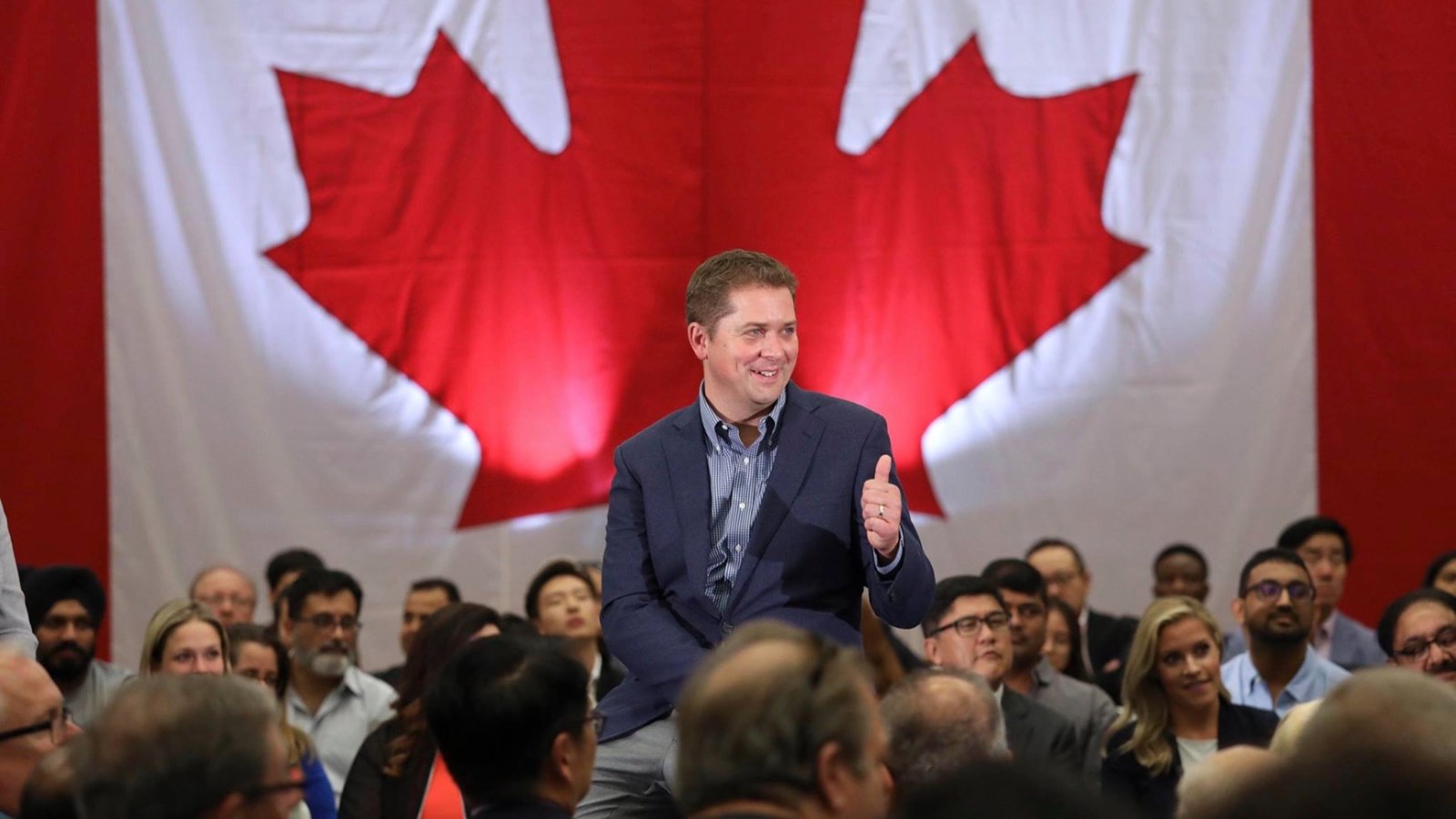 Andrew Scheer lors d'un rassemblement militant au Canada anglais