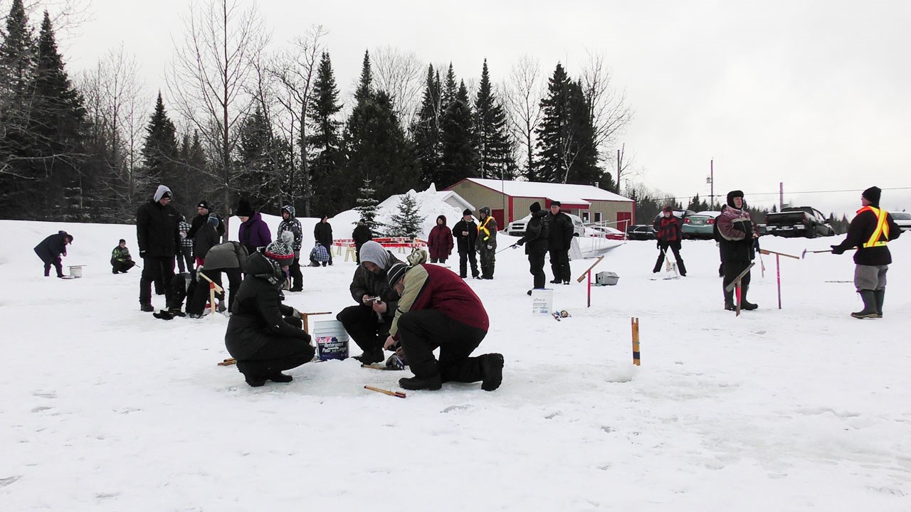 Dans cette capsule d'Hier à aujourd'hui avec Normand DeLessard, Normand présente de la pêche sur le lac à Saint-Zacharie à l'hiver 2018.
