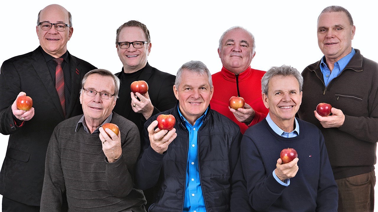 De gauche à droite : Benoît Paré, président du conseil d’administration de la Coopérative de santé Robert-Cliche, Claude Mathieu, Michel Bernard, président d’honneur de la campagne de financement, Simon Boucher, Claude Veilleux, Denis Mathieu et Jean Bolduc. Absent de la photo : Serge Jacques.