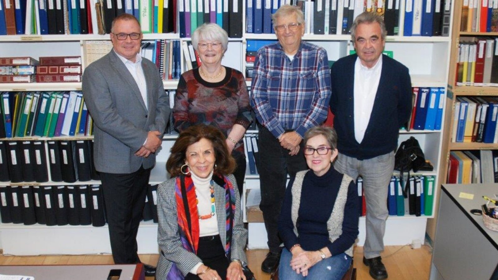 Le conseil d'administration 2019: devant Constance Dionne et Charlotte Veilleux, derrière Bastien Lapierre , Anne Dutil. Daniel Lessard et Pierre Morin.
