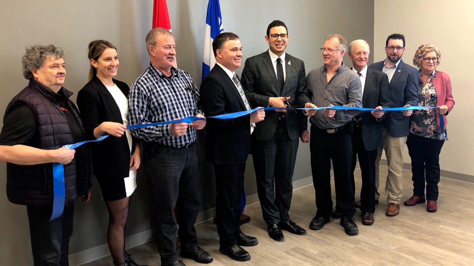 Les élus de la municipalité et des environs étaient présents pour l'événement.