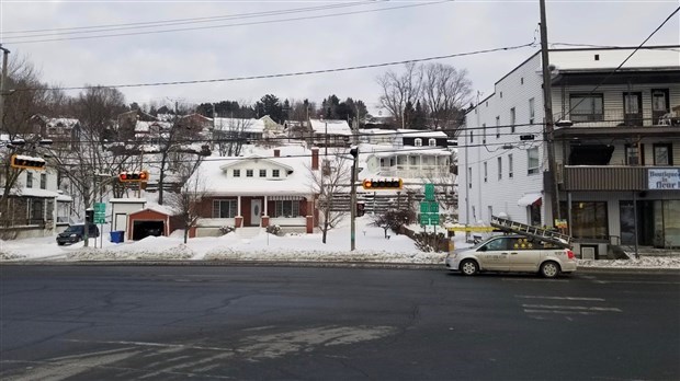 Intersection dangereuse à Beauceville : le MTQ interdit le virage à droite