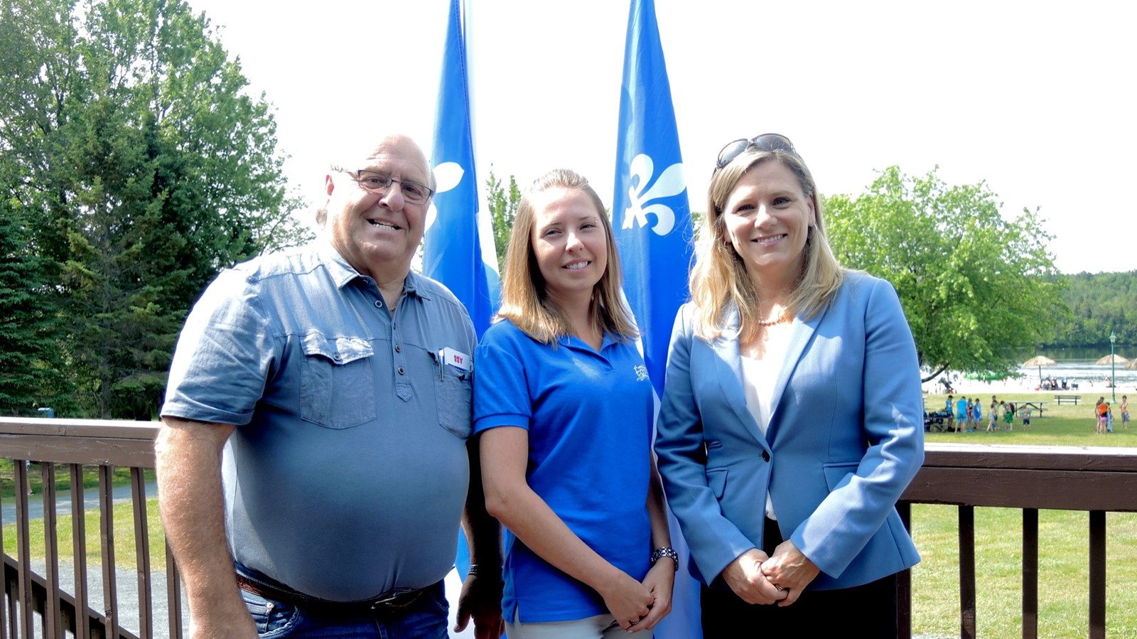 Marc Lacroix, Catherine Poulin et la députée Stéphanie Lachance.