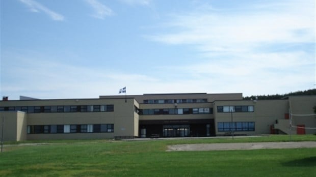 Cas confirmé de COVID-19 à la polyvalente Bélanger