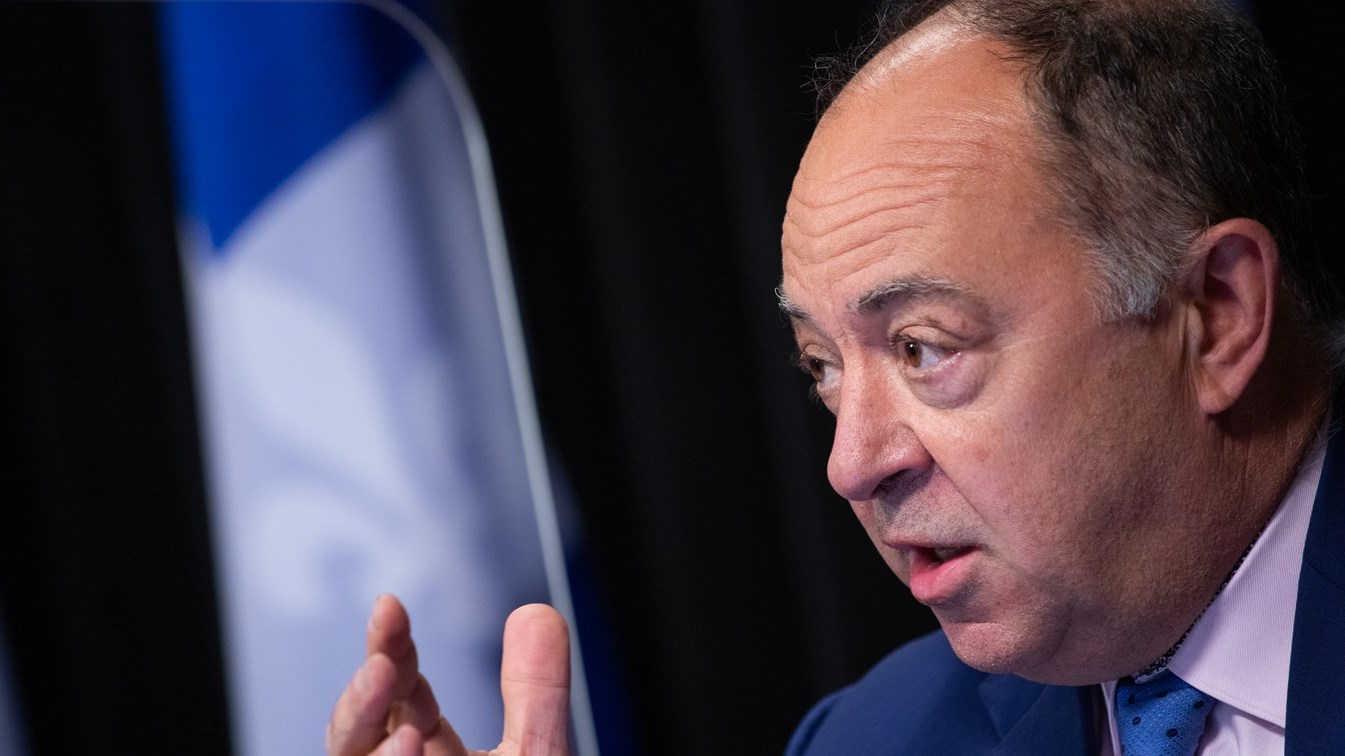 Québec oblige la vaccination pour tous les intervenants en santé