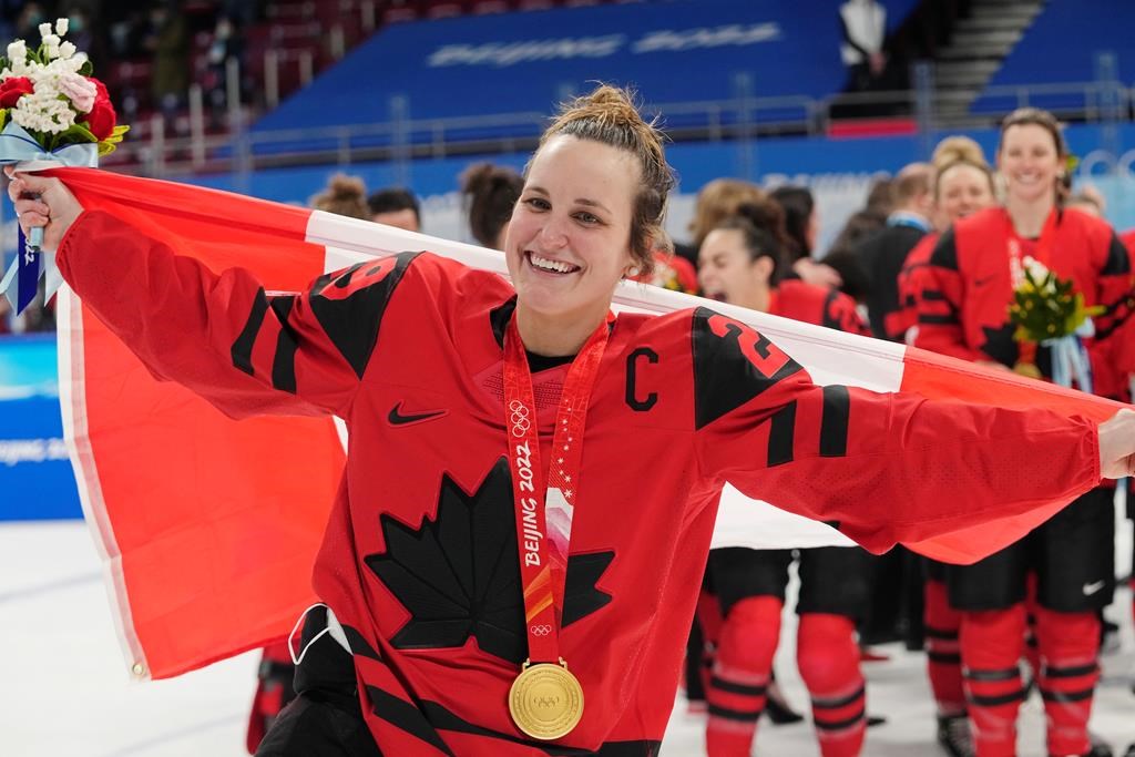 Cinq questions avec la buteuse en or d'Équipe Canada, Marie-Philip Poulin
