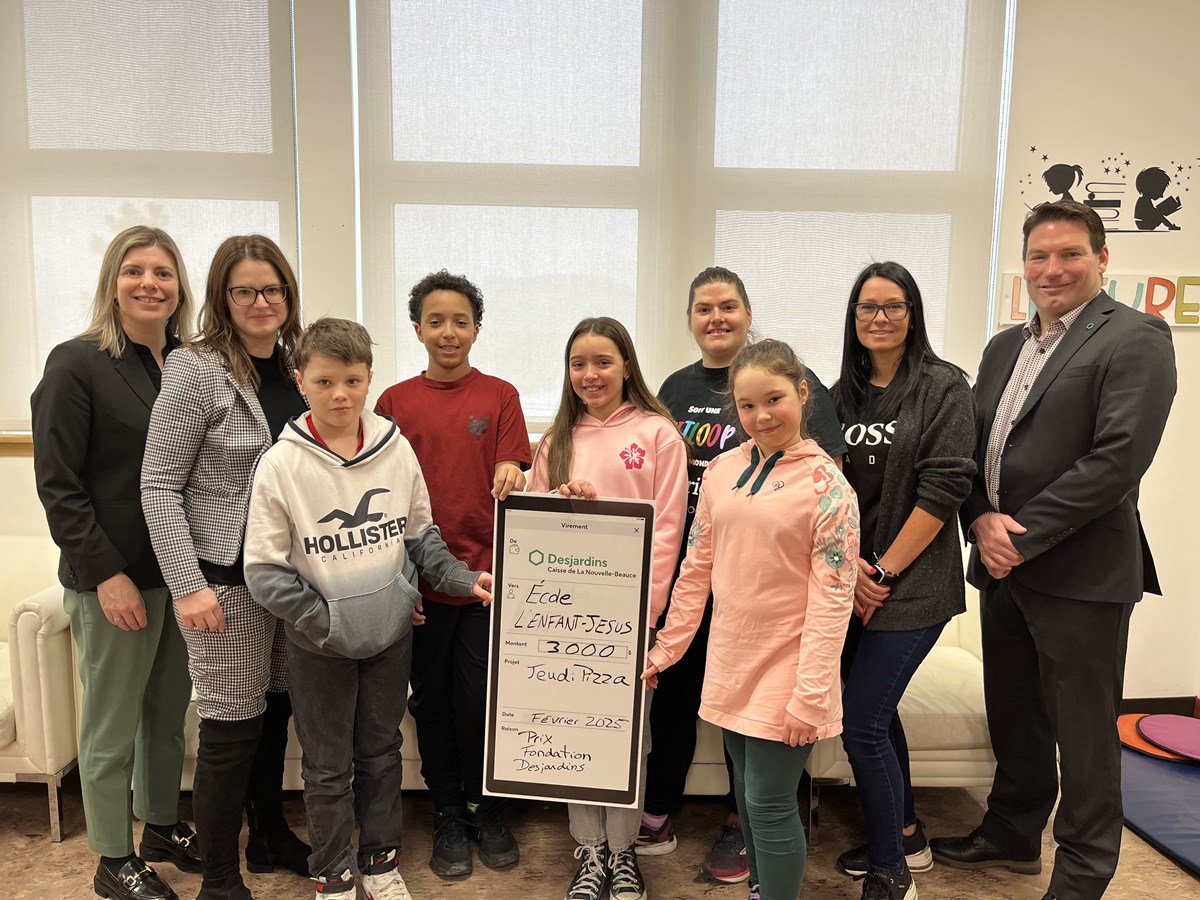 L'école l’Enfant-Jésus de Vallée-Jonction a bénéficié d'un montant de 3 000$ pour mettre en place le « Jeudi pizza ».